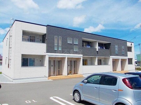 ［大東建託］ボヌールB　（むつ市）外観写真