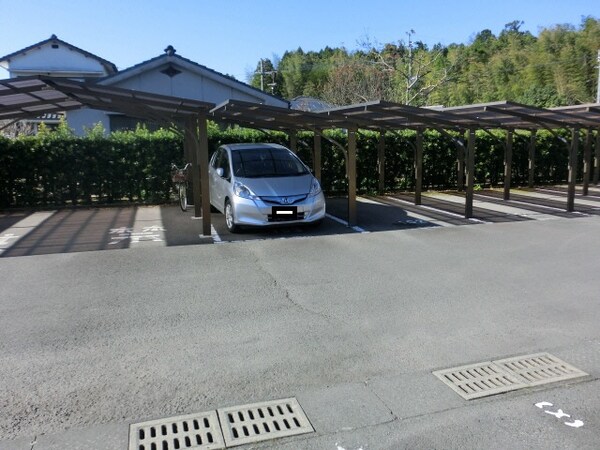 駐車場(駐車場)