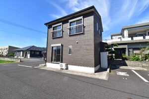 ボヌール札元貸家外観写真