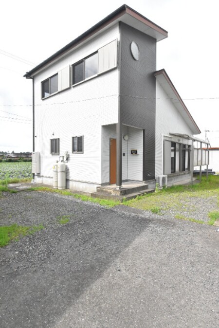 レントハウス外観写真