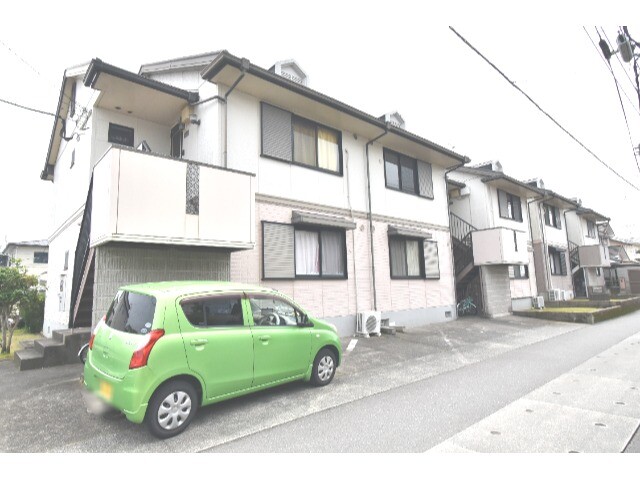 セジュールレシェンテ　A棟