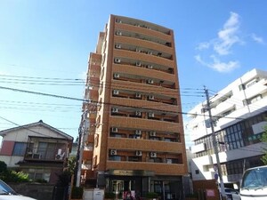 ライオンズマンション西千石外観写真
