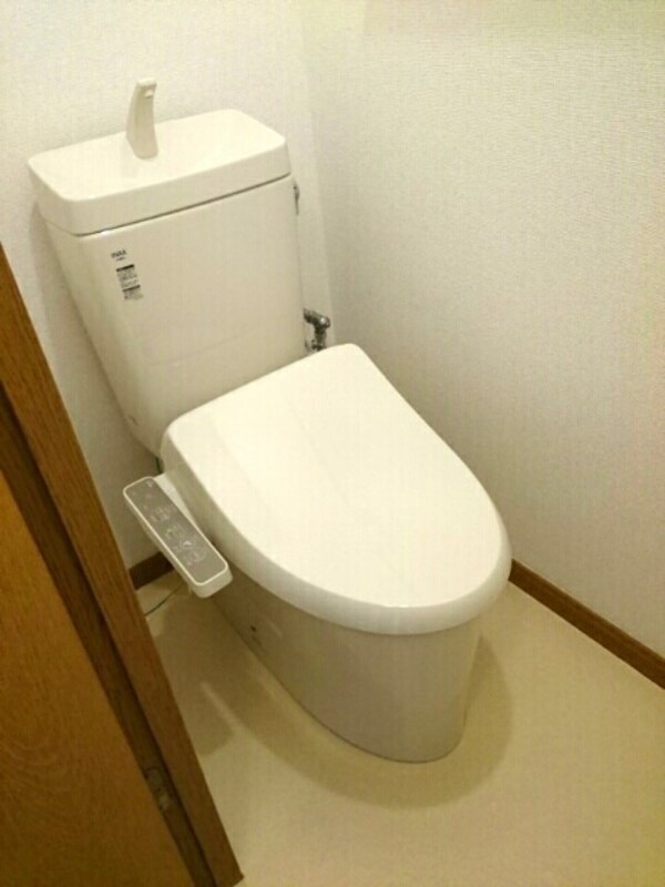 トイレ(温水暖房便座トイレ)