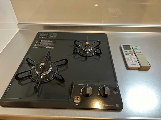 物件内観写真15　(2口ガスコンロ)