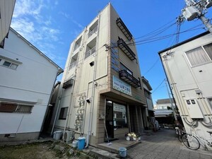 山栄ビル外観写真