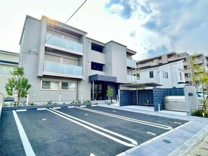 シャーメゾン若宮外観写真