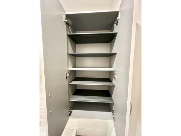 玄関回り(別部屋参照)