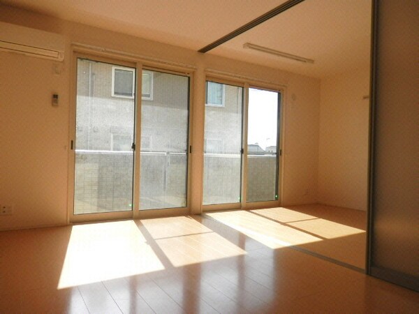 リビングダイニング