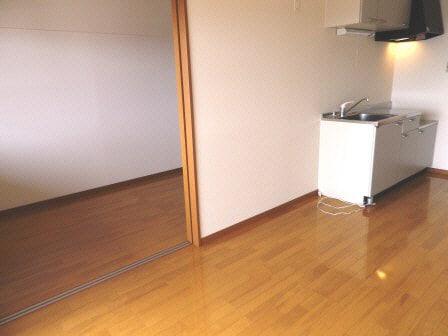 物件内観写真8　(リビングダイニング)