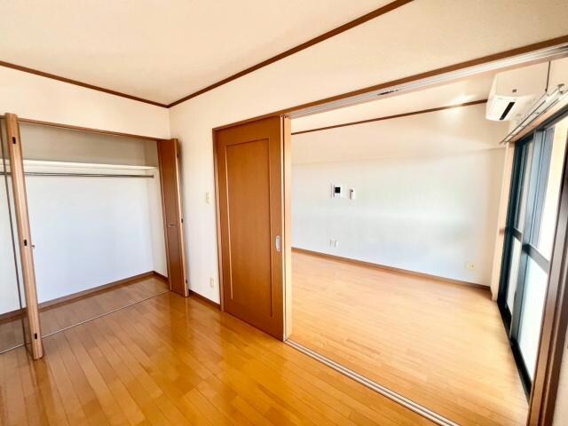 物件内観写真9　(別部屋参照)