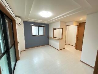 物件内観写真4　(別部屋参照)