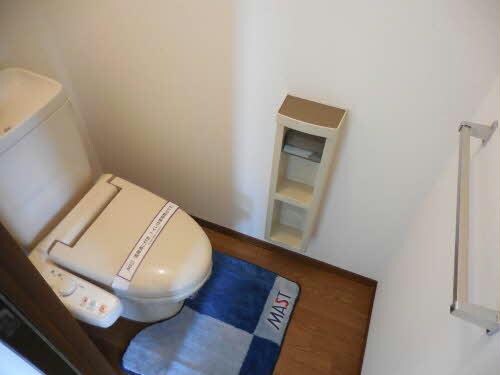 トイレ(便利な洗浄機能付き便座)