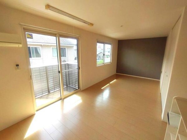 リビングダイニング