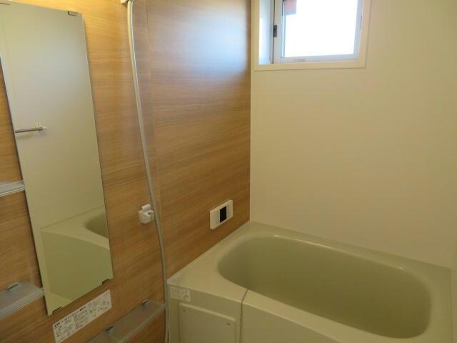 物件内観写真8　(別部屋参照)