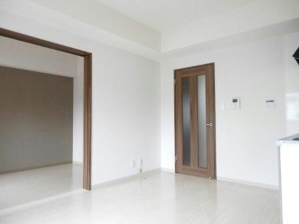 リビングダイニング