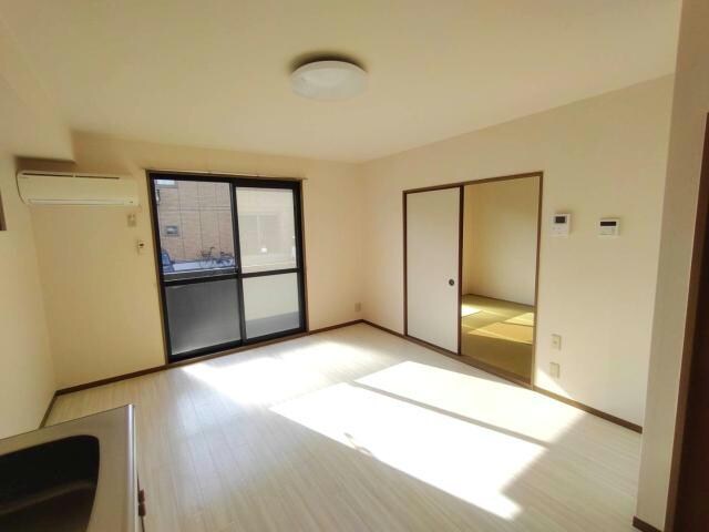 リビングダイニング