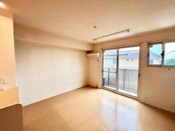 リビングダイニング