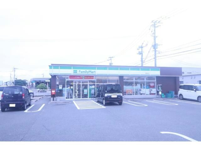 ファミリーマート佐賀川副町店