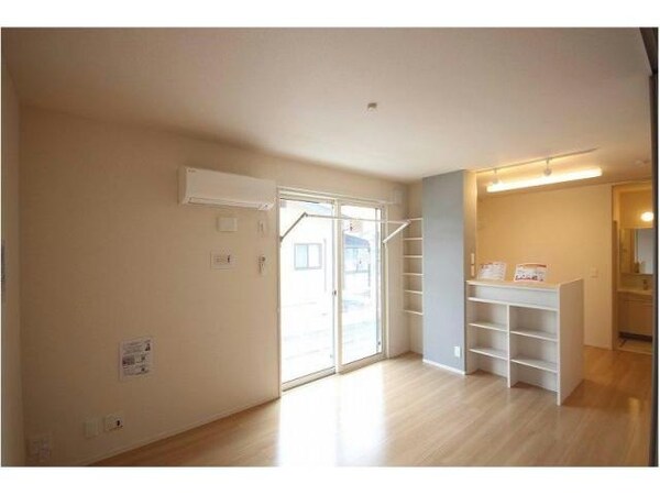 リビングダイニング