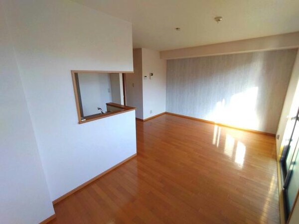 リビングダイニング