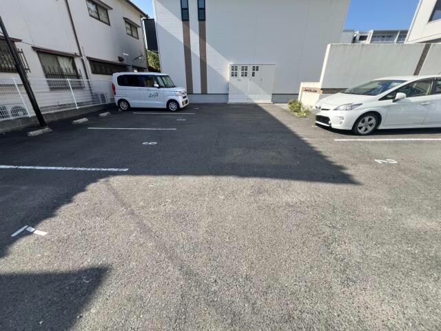 物件外観写真2　