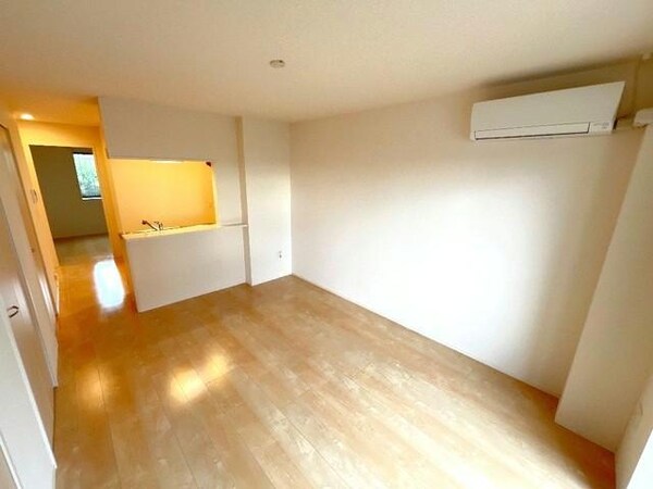 リビングダイニング