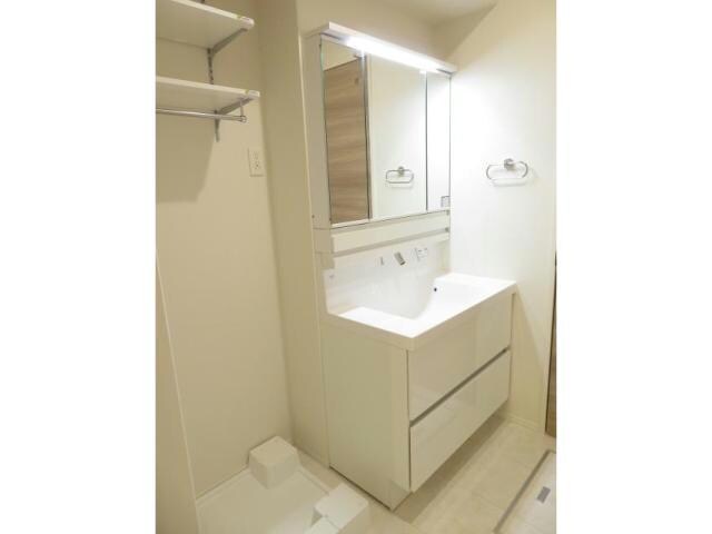 物件内観写真10　(別部屋参照)