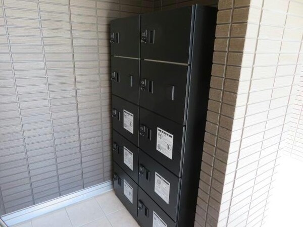 建物設備(宅配BOX)
