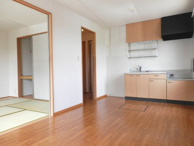 物件内観写真8　(ダイニングキッチン)