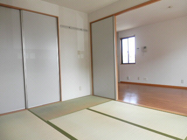 物件内観写真11　(和室)