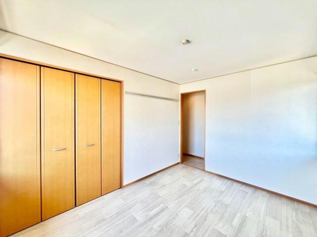 物件内観写真6　(別部屋参照)