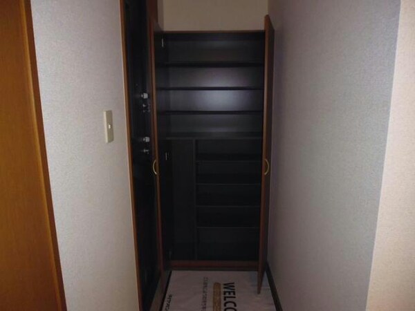 玄関回り