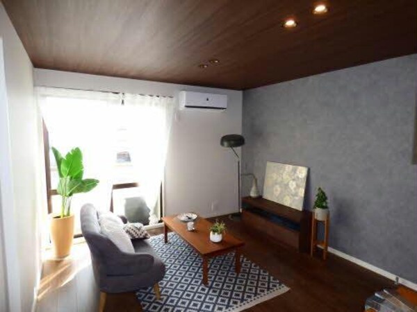 リビングダイニング