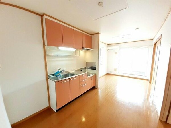 リビングダイニング