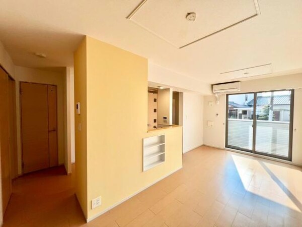 リビングダイニング