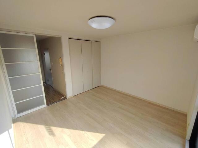 ライオンズ17の居室