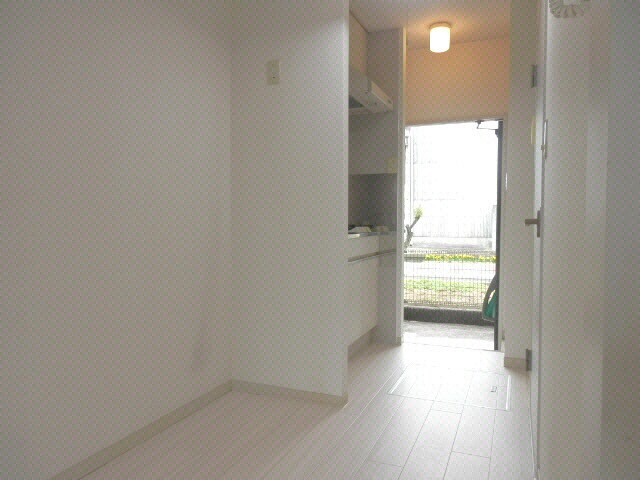 物件内観写真12　(洋室)