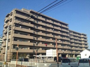 サーパス医大前外観写真