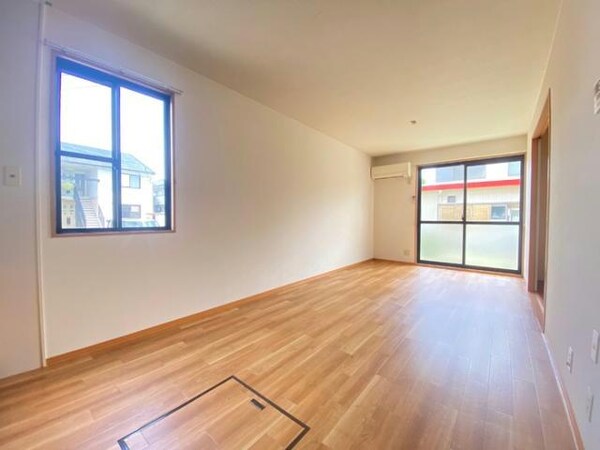 リビングダイニング