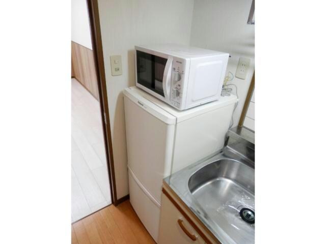 物件内観写真11　(冷蔵庫・電子レンジ付き)