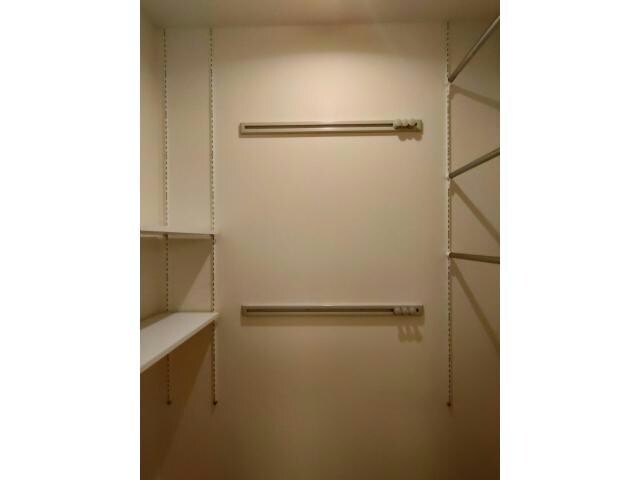 物件内観写真13　(LDK　ワンステップクローゼット)