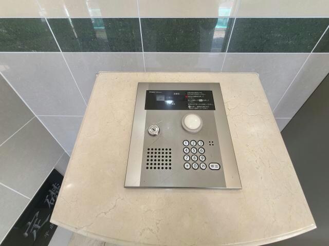 物件外観写真6　(オートロック)