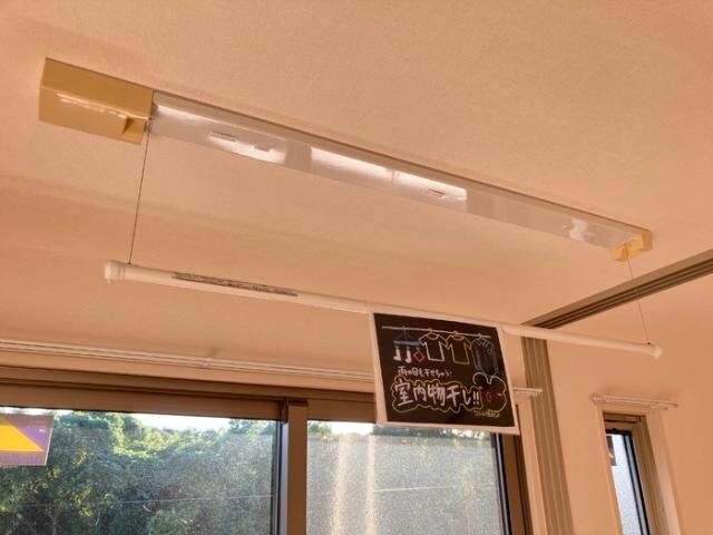 物件内観写真17　(室内物干し)