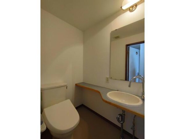 トイレ(洗面スペースあり)