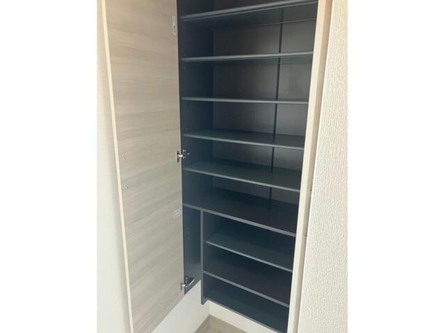 物件内観写真14　(シューズボックス)