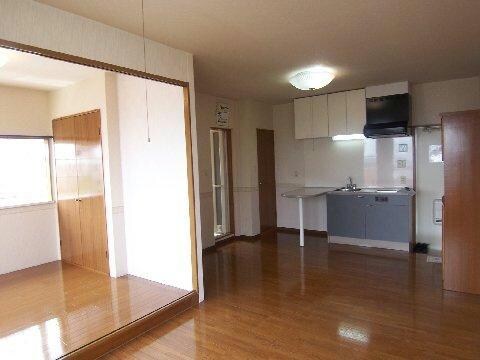 物件内観写真2　(LDK14帖あります)