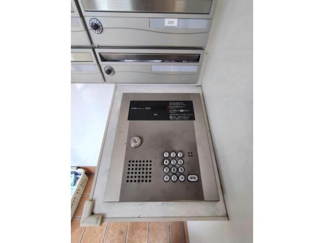 物件外観写真7　(オーートロック)