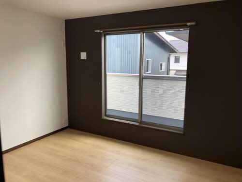 物件内観写真4　(2F　洋室7帖)