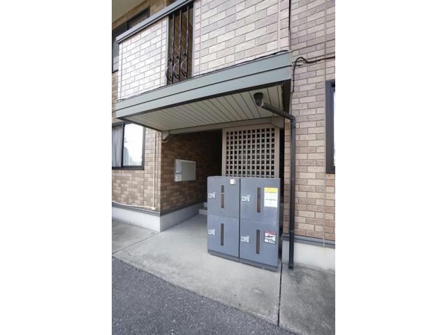 物件外観写真4　(宅配ボックス)