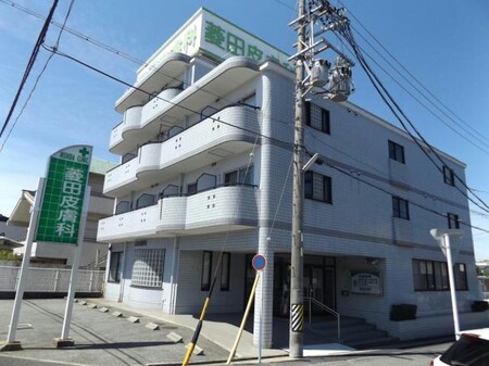 ファミーユ外観写真